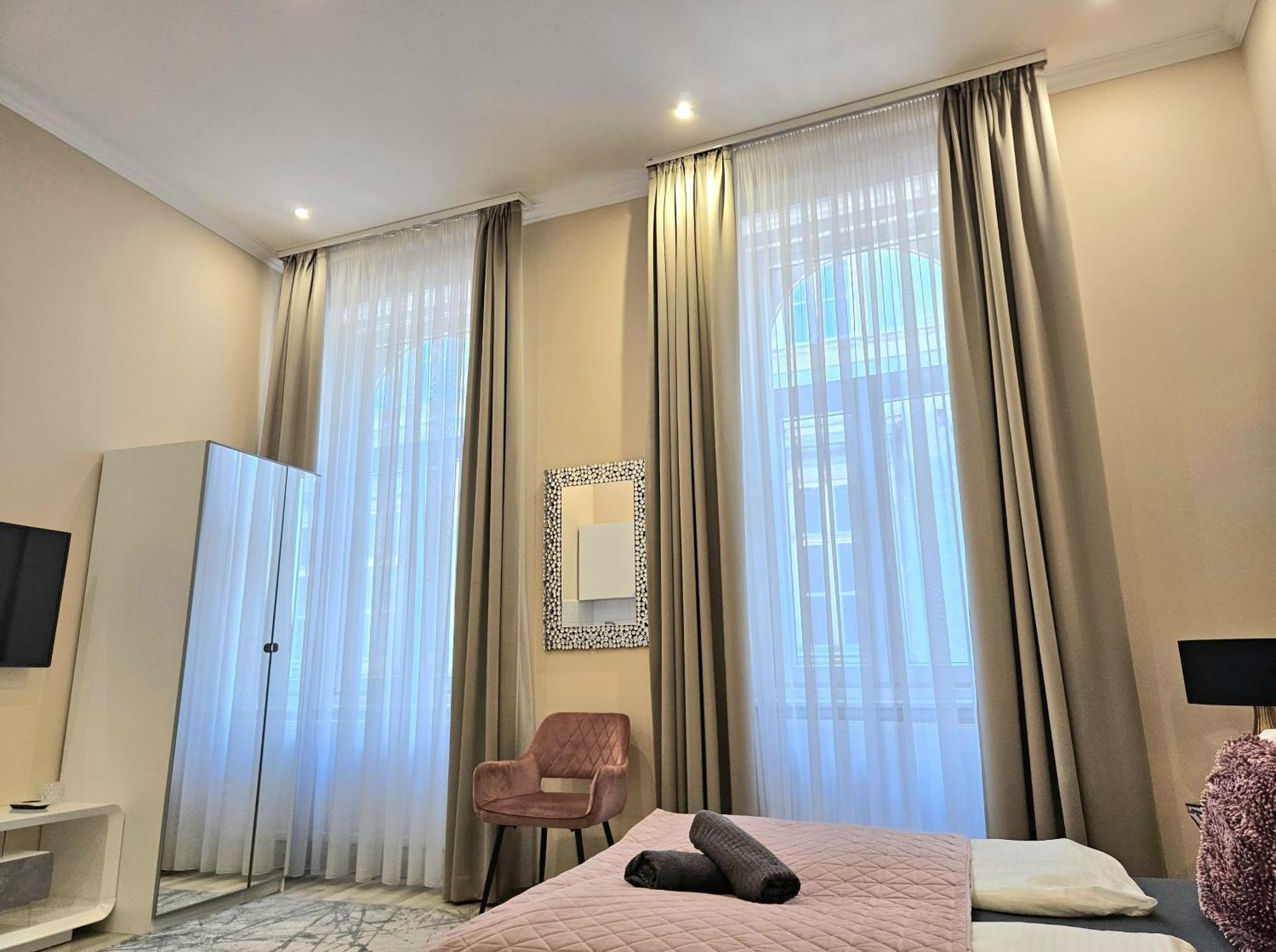 Designer Downtown Gem Daire Budapeşte Dış mekan fotoğraf